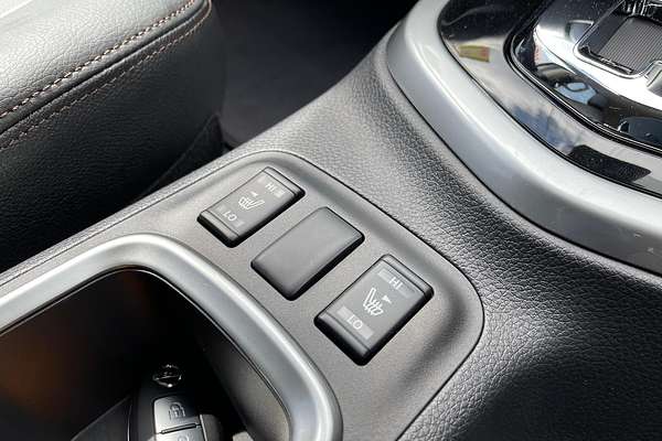 2024 Nissan Navara ST-X D23 4X4