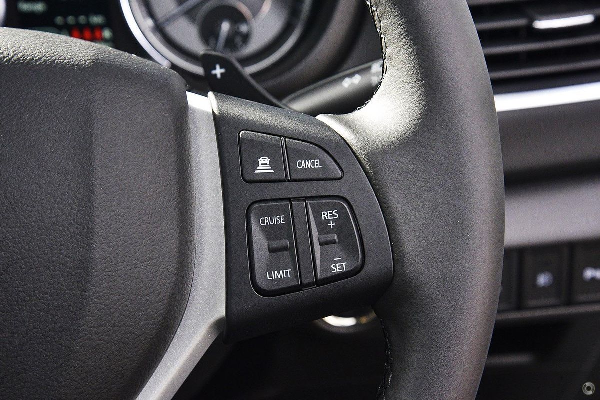 2023 Suzuki S-Cross JYB