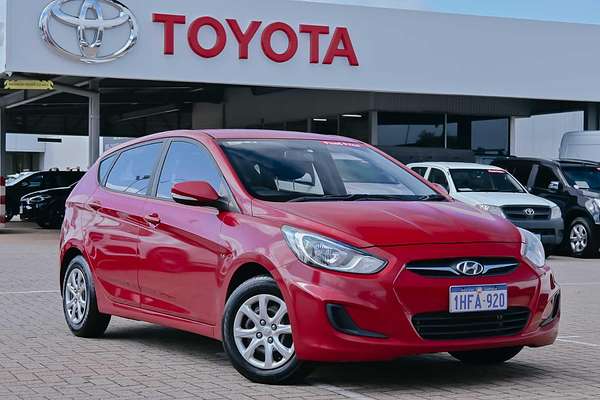 2012 Hyundai Accent Active RB