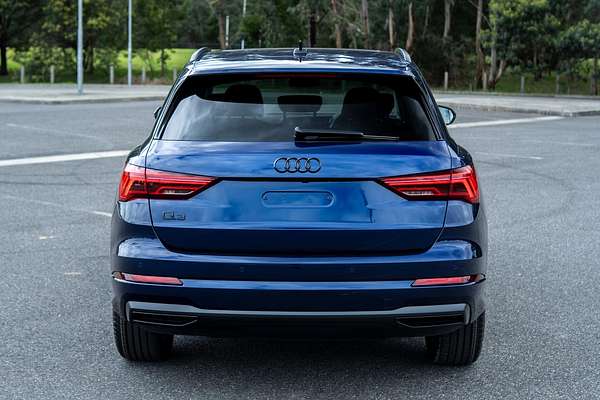 2024 Audi Q3 35 TFSI Dynamic Black F3