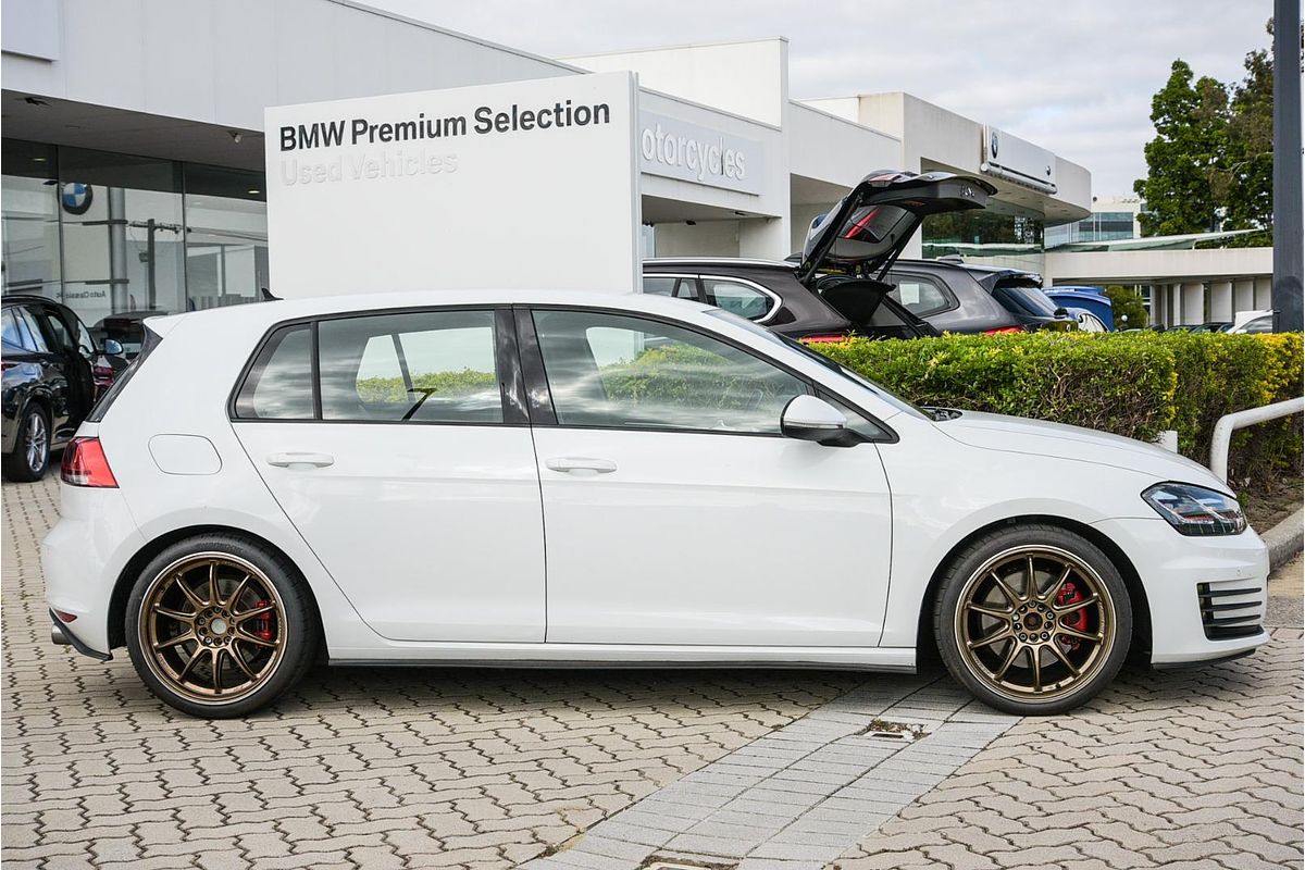 2014 Volkswagen Golf GTI 7