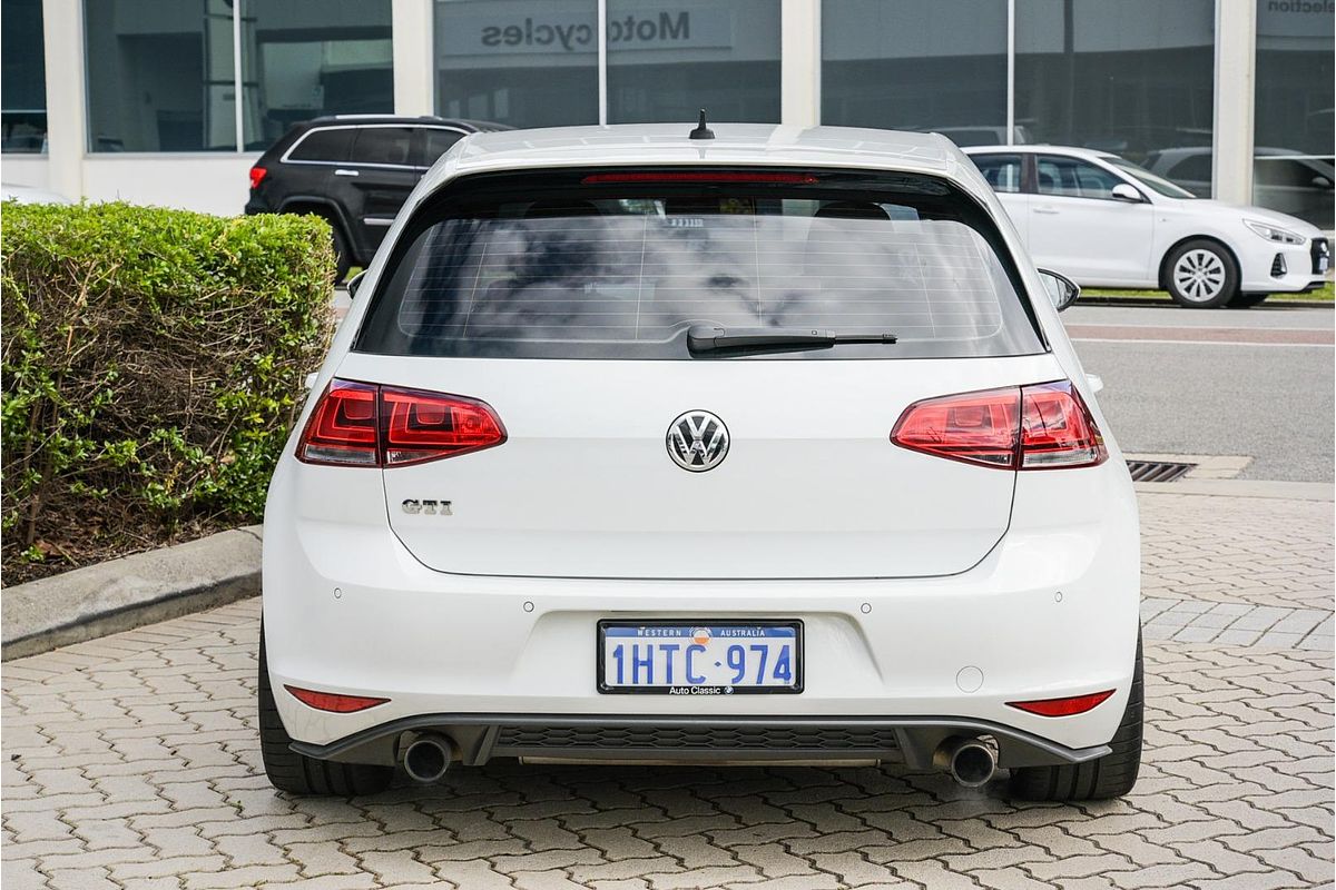 2014 Volkswagen Golf GTI 7