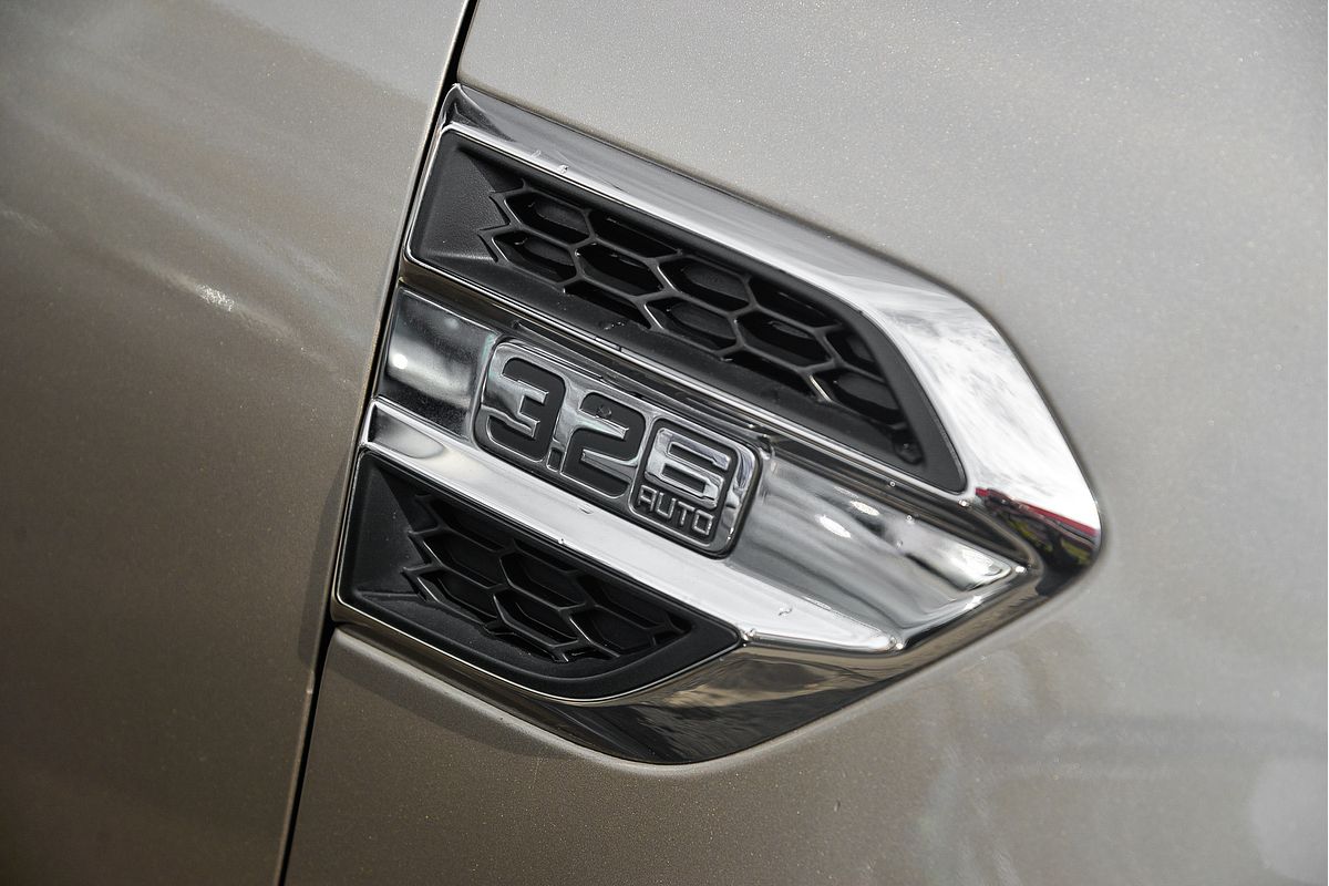 2017 Ford Everest Trend UA