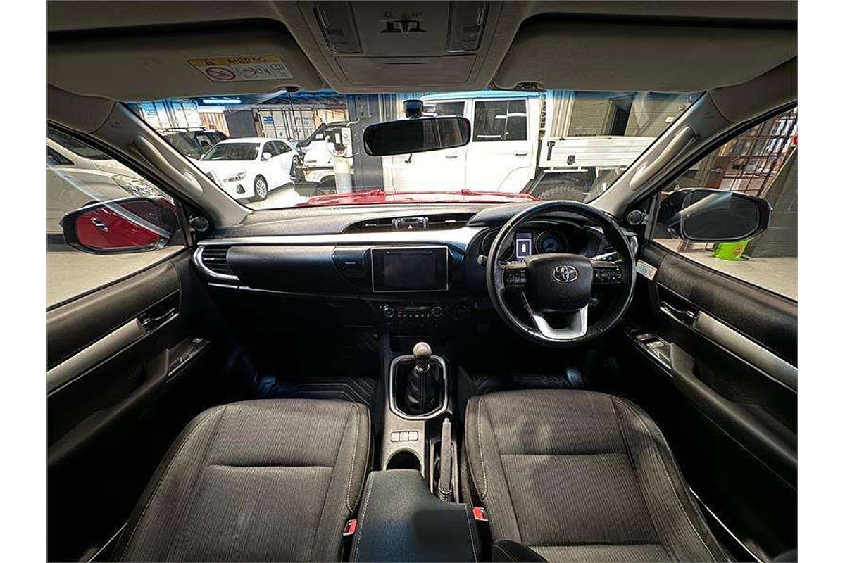 2016 Toyota Hilux SR5 GUN126R 4X4