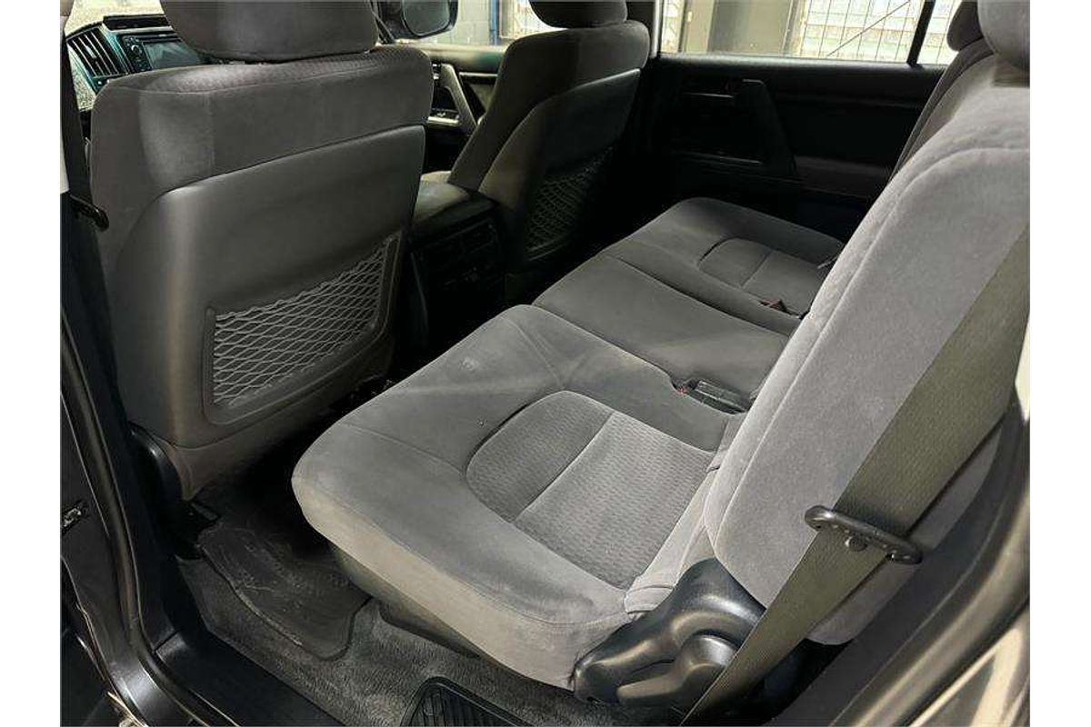 2012 Toyota Landcruiser GXL VDJ200R