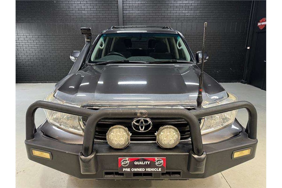 2012 Toyota Landcruiser GXL VDJ200R