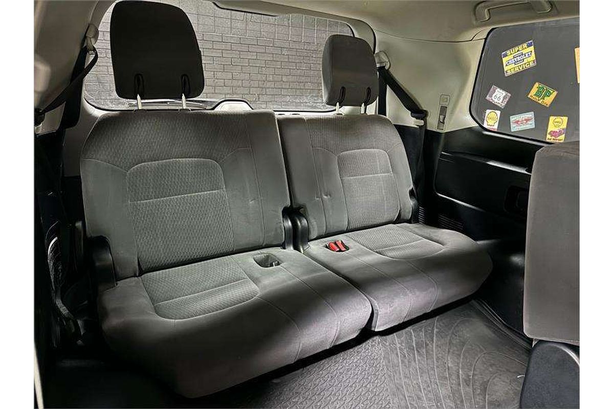 2012 Toyota Landcruiser GXL VDJ200R