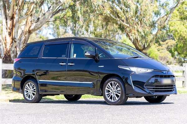 2016 Toyota Estima X Hybrid AHR20