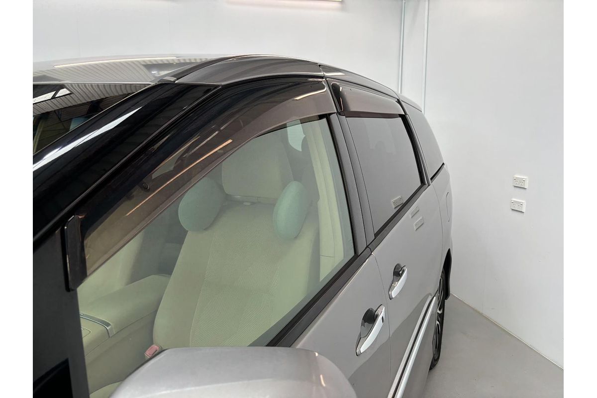 2013 Toyota Estima Hybrid Hybrid Aeras AHR20
