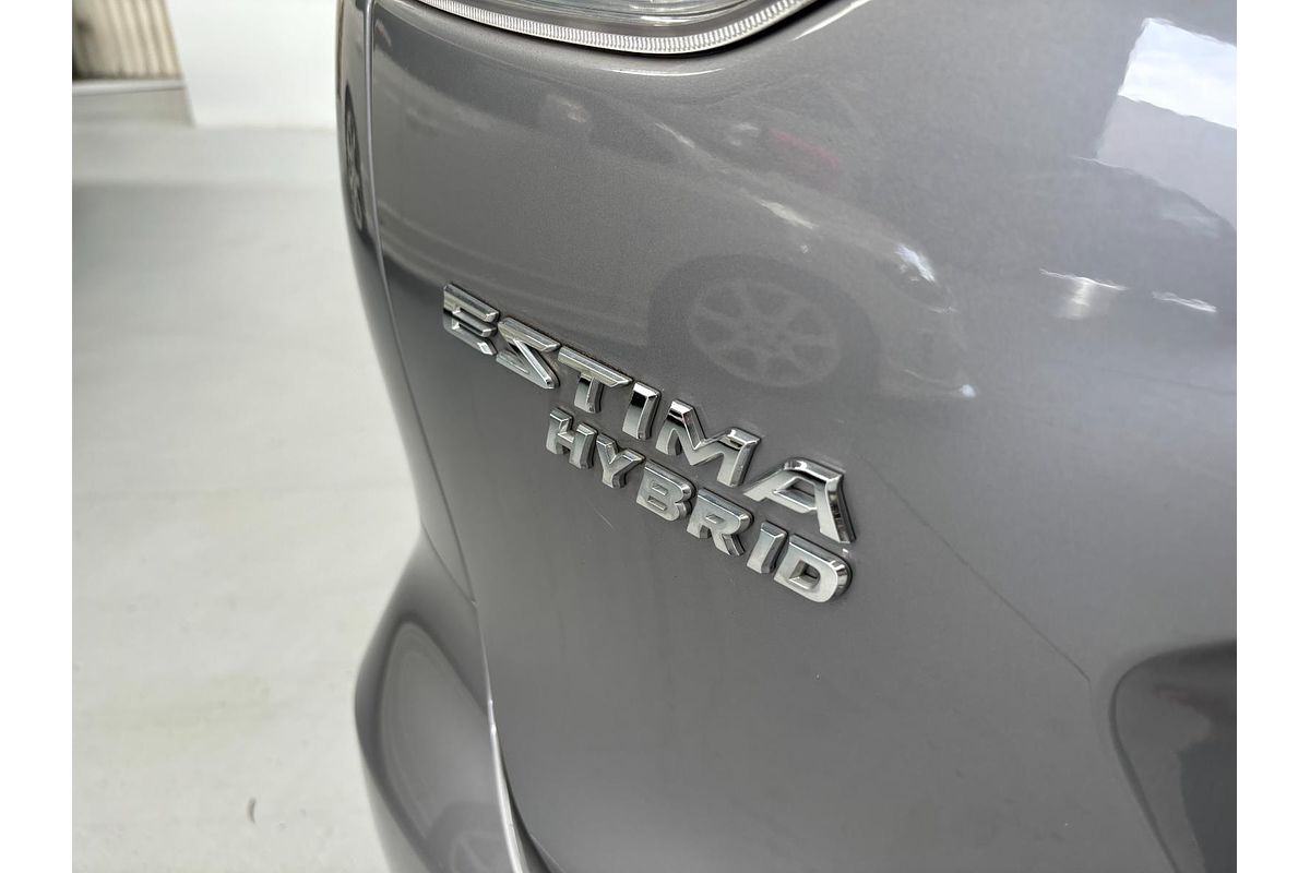 2013 Toyota Estima Hybrid Hybrid Aeras AHR20