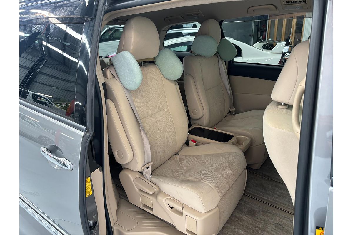 2013 Toyota Estima Hybrid Hybrid Aeras AHR20