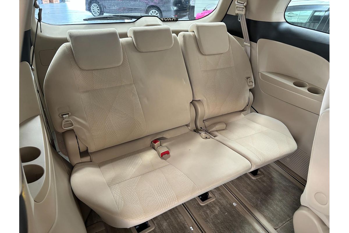 2013 Toyota Estima Hybrid Hybrid Aeras AHR20