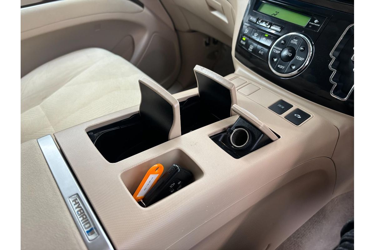 2013 Toyota Estima Hybrid Hybrid Aeras AHR20