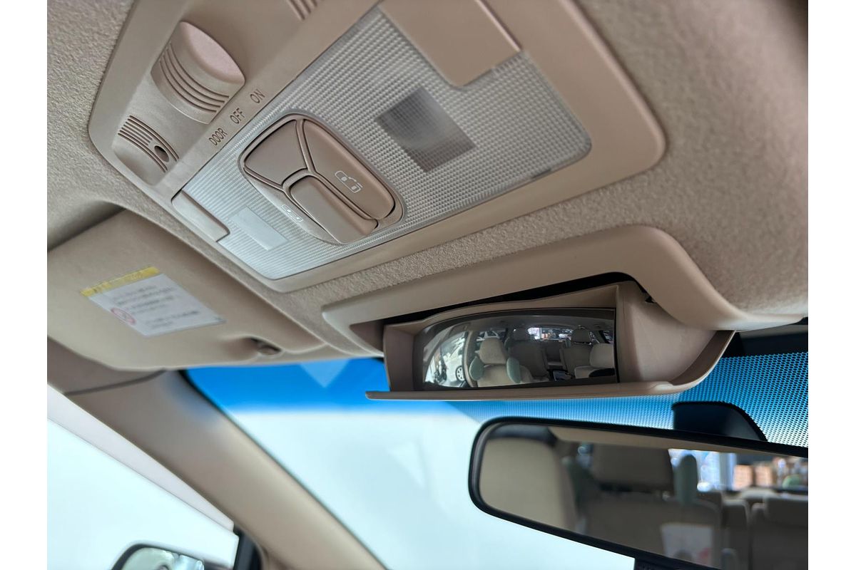 2013 Toyota Estima Hybrid Hybrid Aeras AHR20
