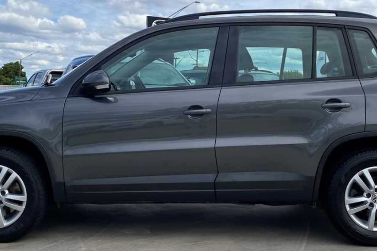 2012 Volkswagen TIGUAN 132TSI Pacific 5N