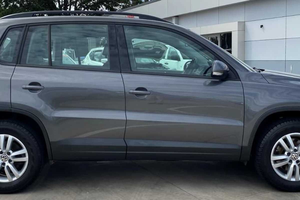 2012 Volkswagen TIGUAN 132TSI Pacific 5N