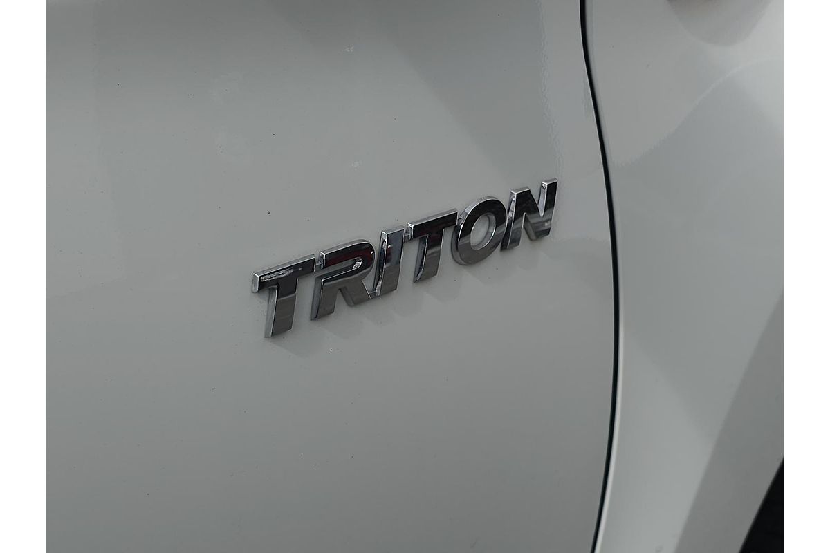 2023 Mitsubishi Triton GLX MR 4X4