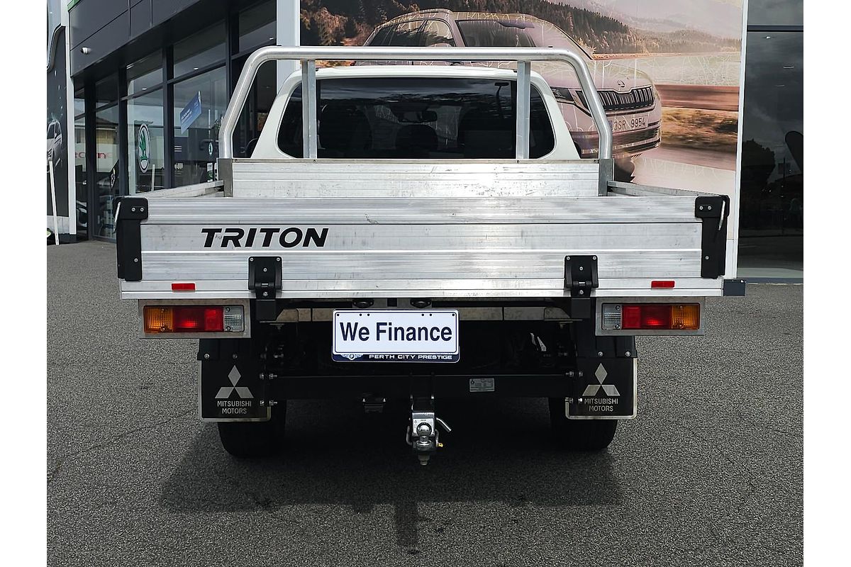 2023 Mitsubishi Triton GLX MR 4X4