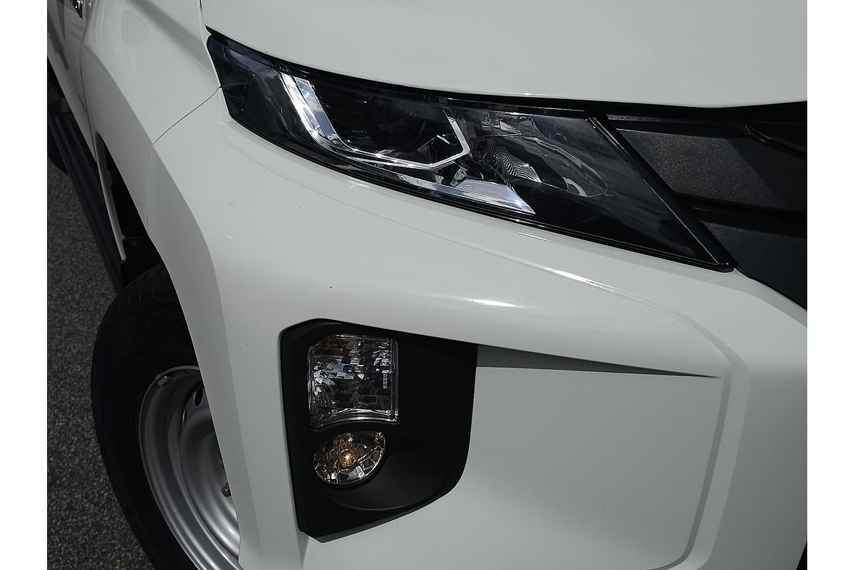 2023 Mitsubishi Triton GLX MR 4X4