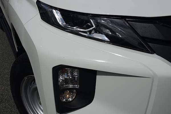 2023 Mitsubishi Triton GLX MR 4X4
