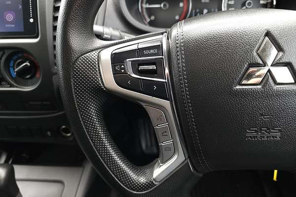 2023 Mitsubishi Triton GLX MR 4X4