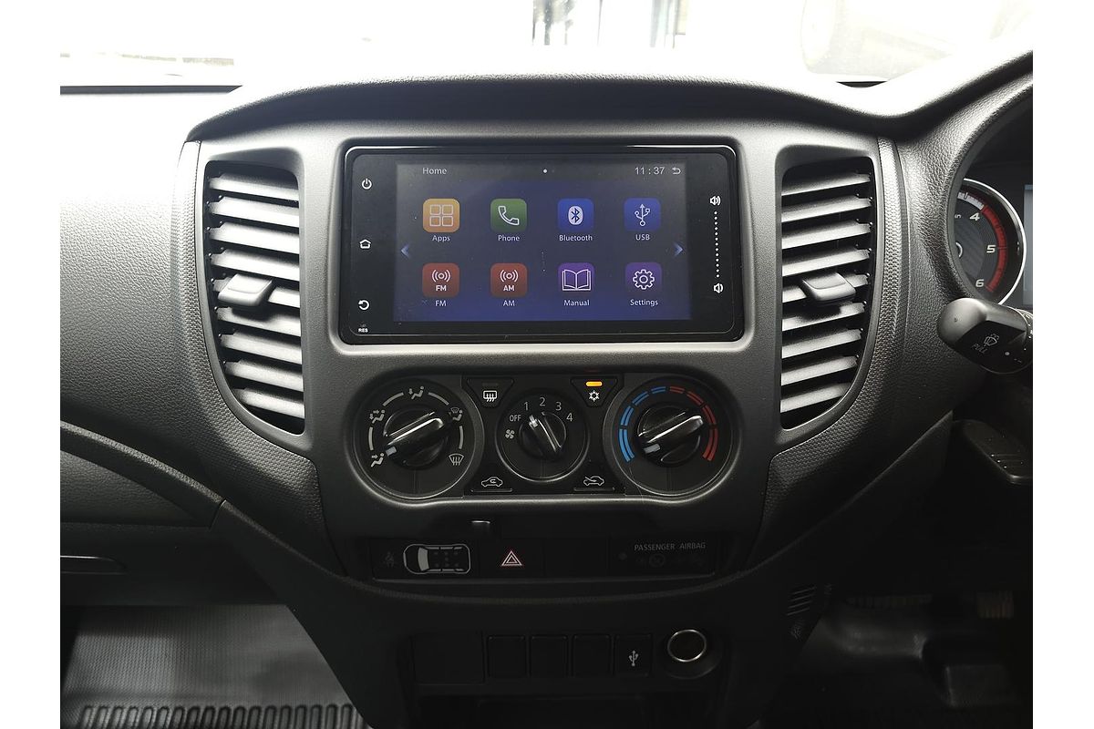 2023 Mitsubishi Triton GLX MR 4X4
