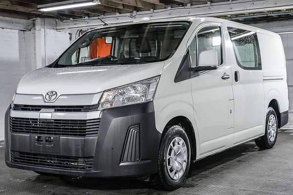 2022 Toyota Hiace GDH300R