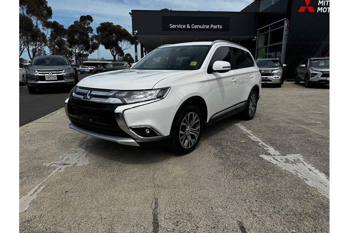 2017 Mitsubishi Outlander LS Safety Pack ZK