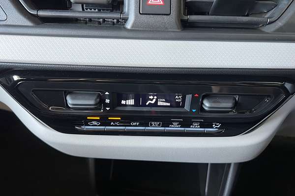 2024 Suzuki Swift Hybrid UZ