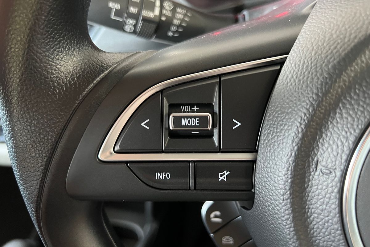 2024 Suzuki Swift Hybrid UZ