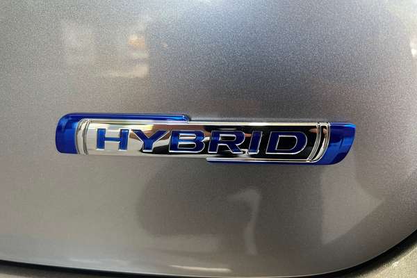 2024 Suzuki Swift Hybrid UZ