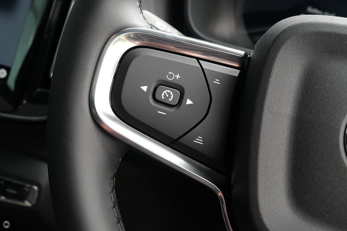 2024 Volvo C40 Recharge Twin