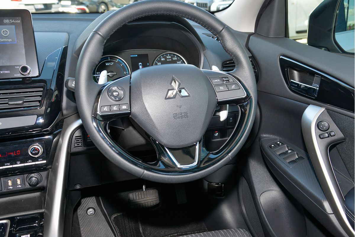 2024 Mitsubishi Eclipse Cross PHEV ES YB
