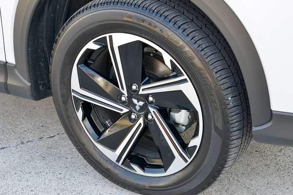 2024 Mitsubishi Eclipse Cross PHEV ES YB