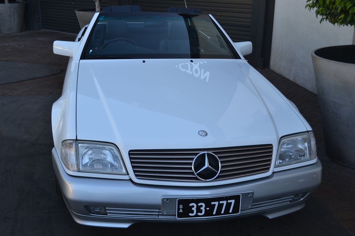 1994 Mercedes-Benz SL-Class SL500 R129