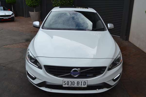 2014 Volvo S60 T5 R-Design