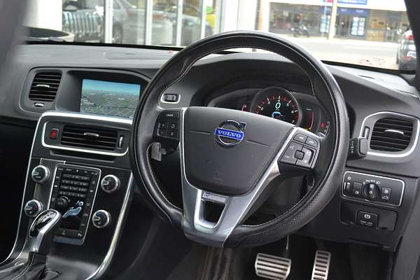 2014 Volvo S60 T5 R-Design