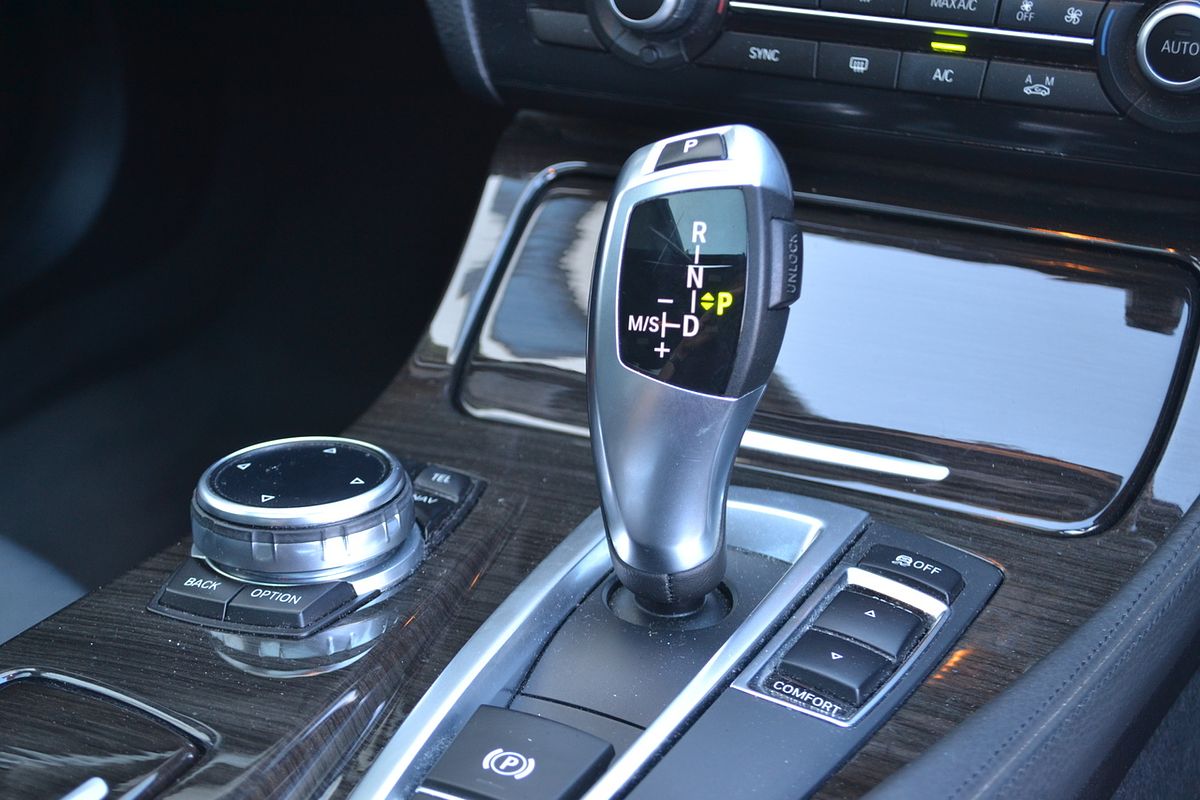 2014 BMW 5 Series 520i M Sport F10 LCI