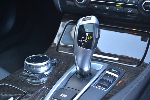 2014 BMW 5 Series 520i M Sport F10 LCI