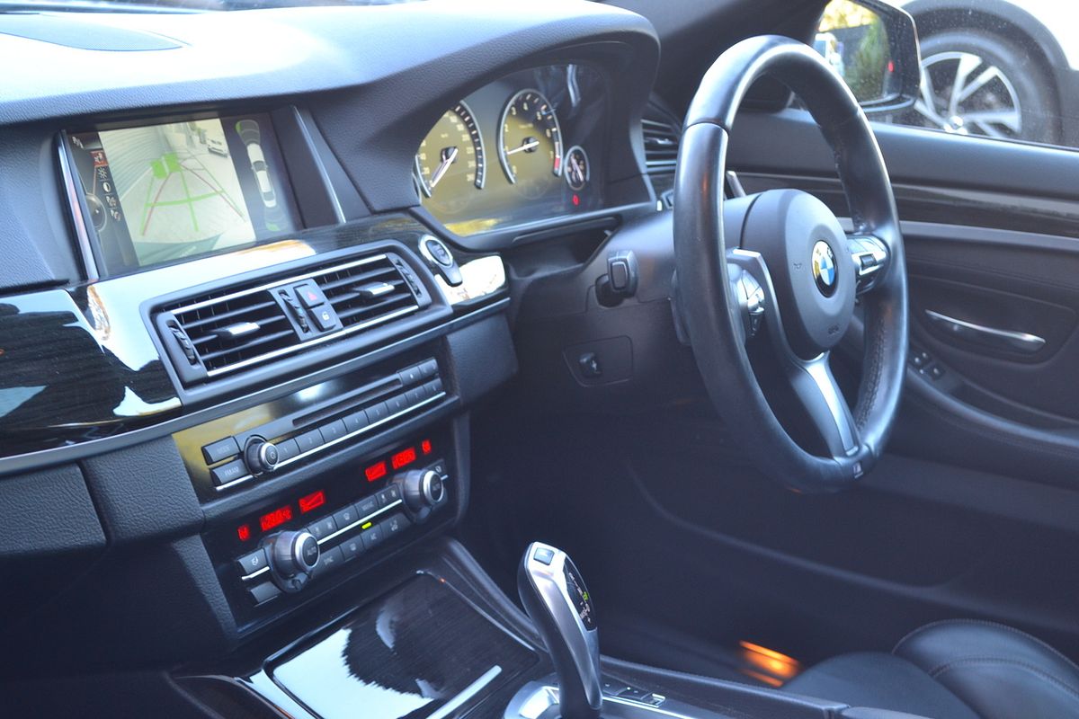 2014 BMW 5 Series 520i M Sport F10 LCI
