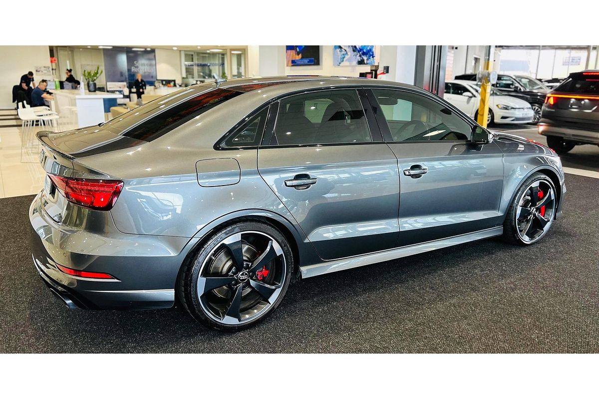 2018 Audi RS3 8V