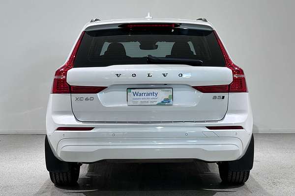 2021 Volvo XC60 B5 Momentum