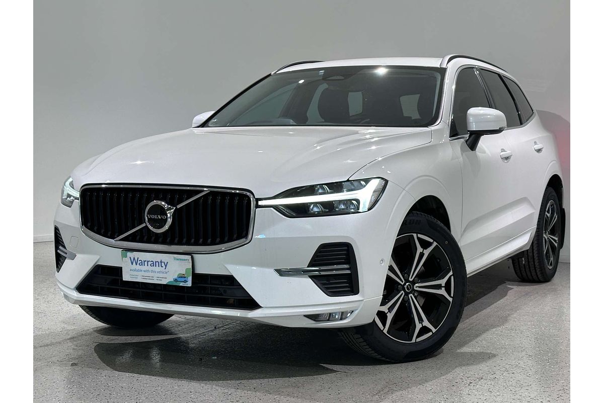 2021 Volvo XC60 B5 Momentum