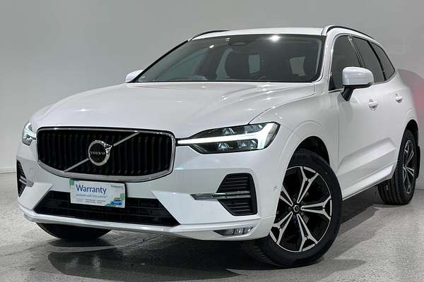 2021 Volvo XC60 B5 Momentum