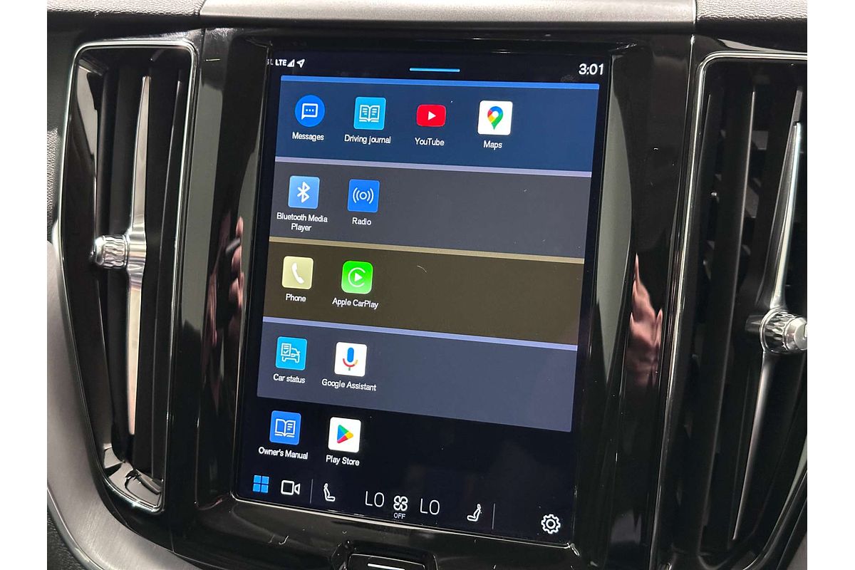 2021 Volvo XC60 B5 Momentum