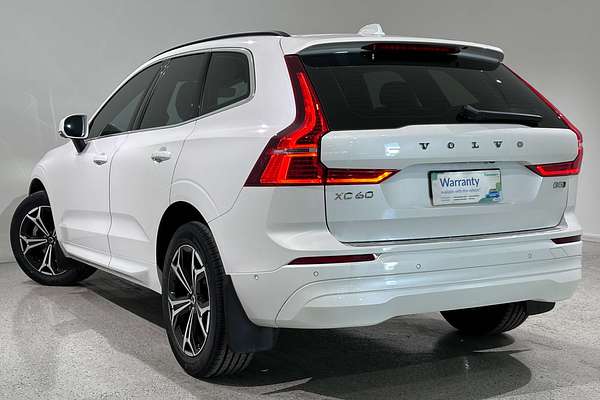 2021 Volvo XC60 B5 Momentum
