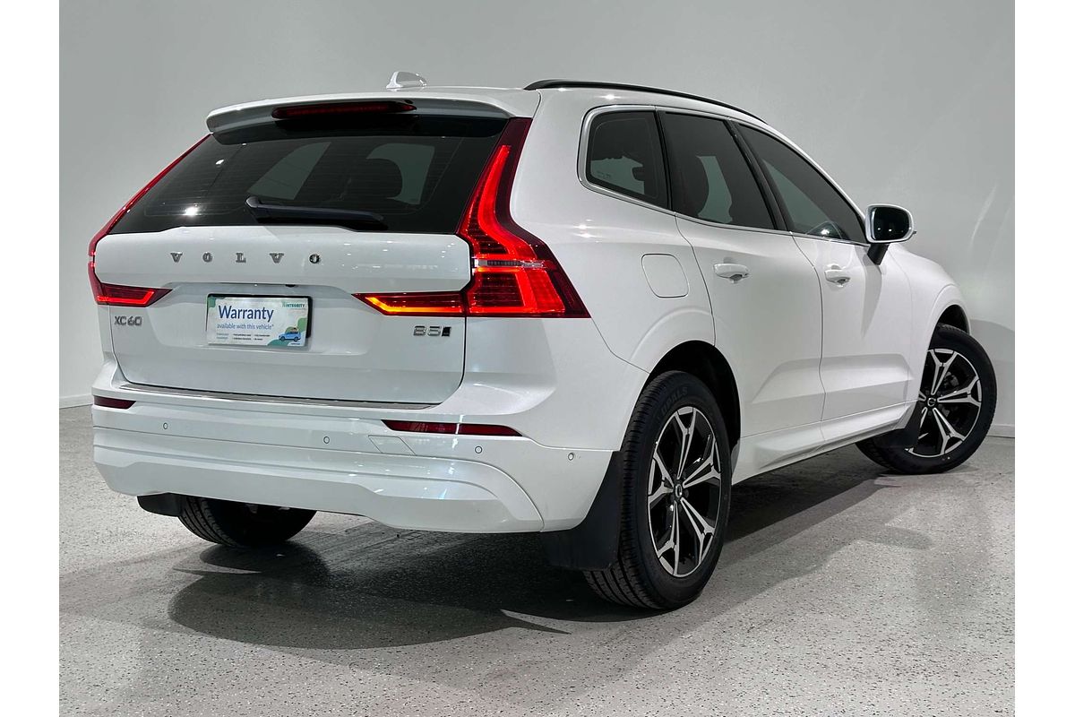 2021 Volvo XC60 B5 Momentum