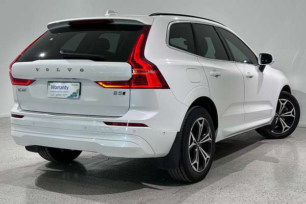 2021 Volvo XC60 B5 Momentum