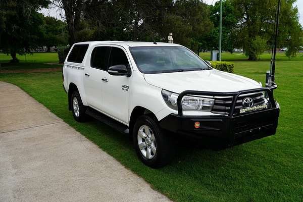 2016 Toyota Hilux SR (4x4) GUN126R 4X4