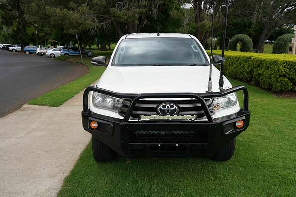 2016 Toyota Hilux SR (4x4) GUN126R 4X4